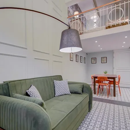 Casa Marie Maisonette アパート
